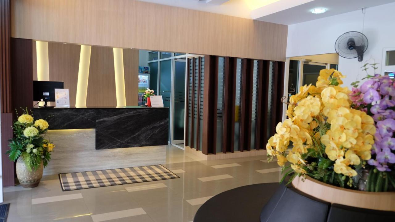 The Ring Residence Hat Yai Exteriör bild